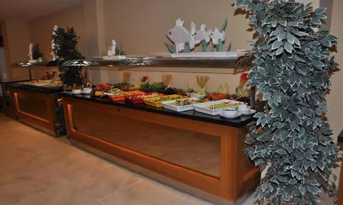 هتل ماربل بای پالم وینگز کوش آداسی